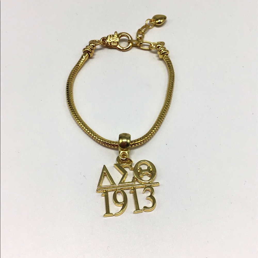 Delta Sigma Theta Charm Bracelet View 3